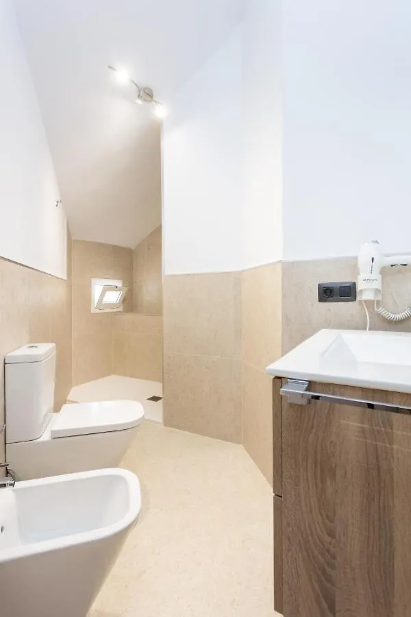 Exclusive Attic Las Vistas 3 With Breathtaking Sea View, Only 100 M To The Sea, Heated Pool, Aircon, Wifi 阿罗纳 西班牙