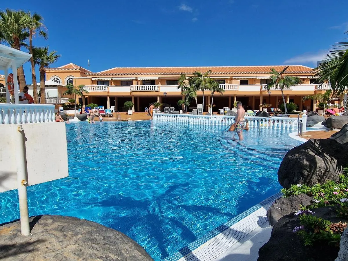 公寓 Exclusive Attic Las Vistas 3 With Breathtaking Sea View, Only 100 M To The Sea, Heated Pool, Aircon, Wifi 阿罗纳