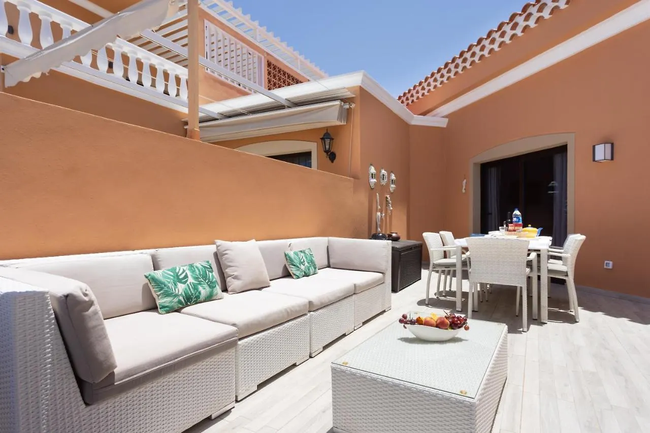 Exclusive Attic Las Vistas 3 With Breathtaking Sea View, Only 100 M To The Sea, Heated Pool, Aircon, Wifi 阿罗纳 0*,
